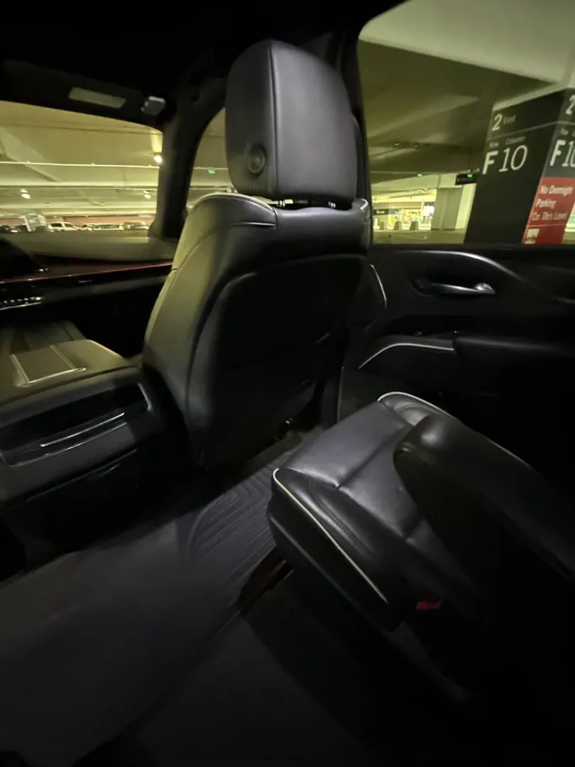 Cadillac Escalade in two tone, photo 12