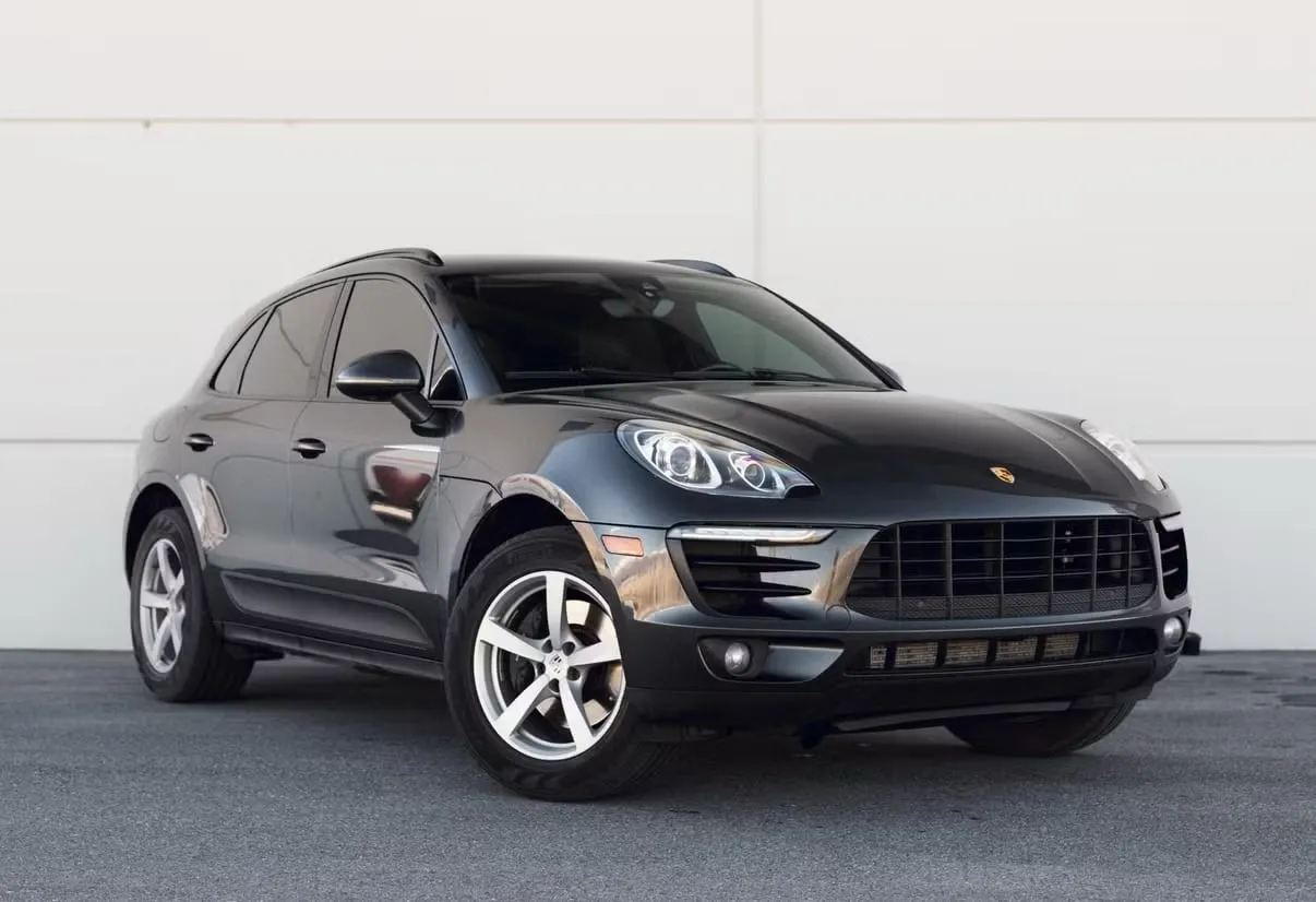 2015 Porsche Macan in dark gray